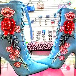 NEW! BlueDenim Stiletto MidCalf Boot!